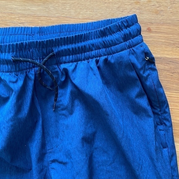 Old Navy StretchTech Joggers elastic drawstring navy blue medium EuC - Picture 3 of 4
